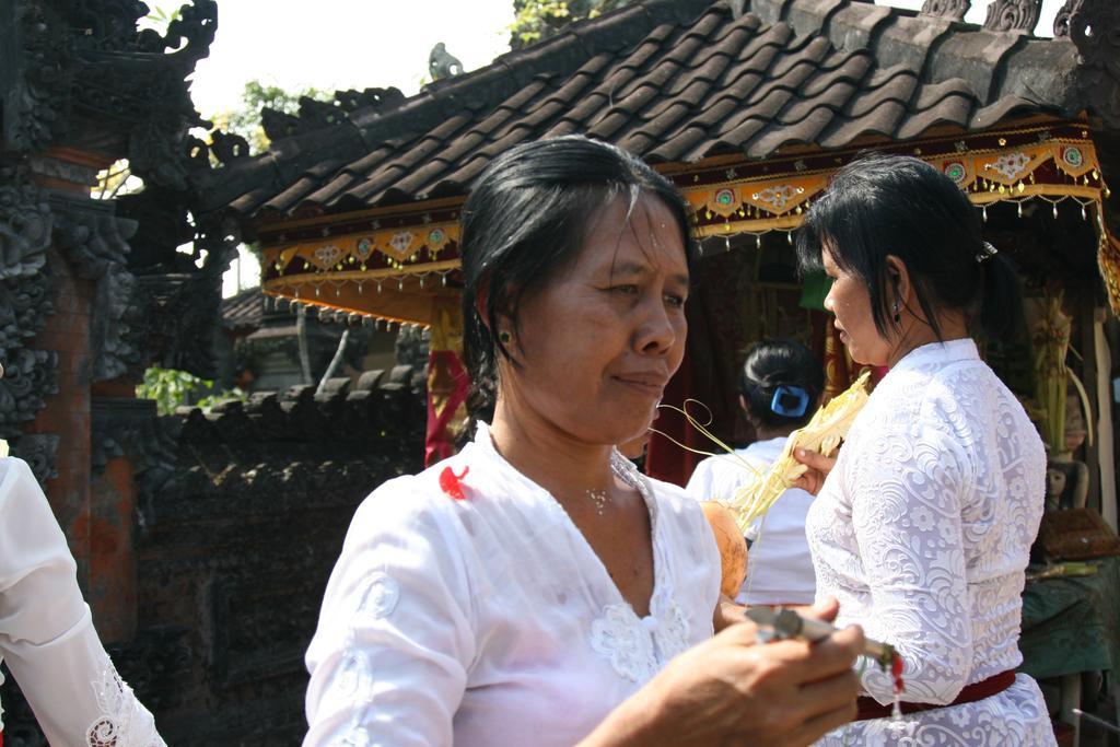 Pande Homestay Canggu Buitenkant foto