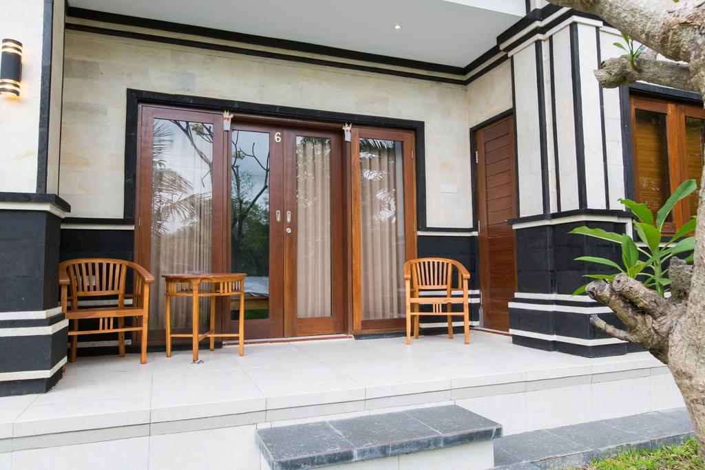 Pande Homestay Canggu Buitenkant foto