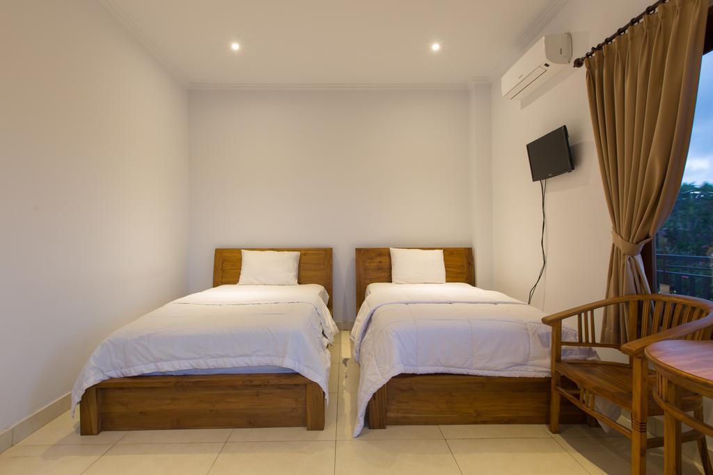 Pande Homestay Canggu Buitenkant foto