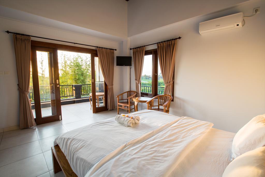 Pande Homestay Canggu Buitenkant foto