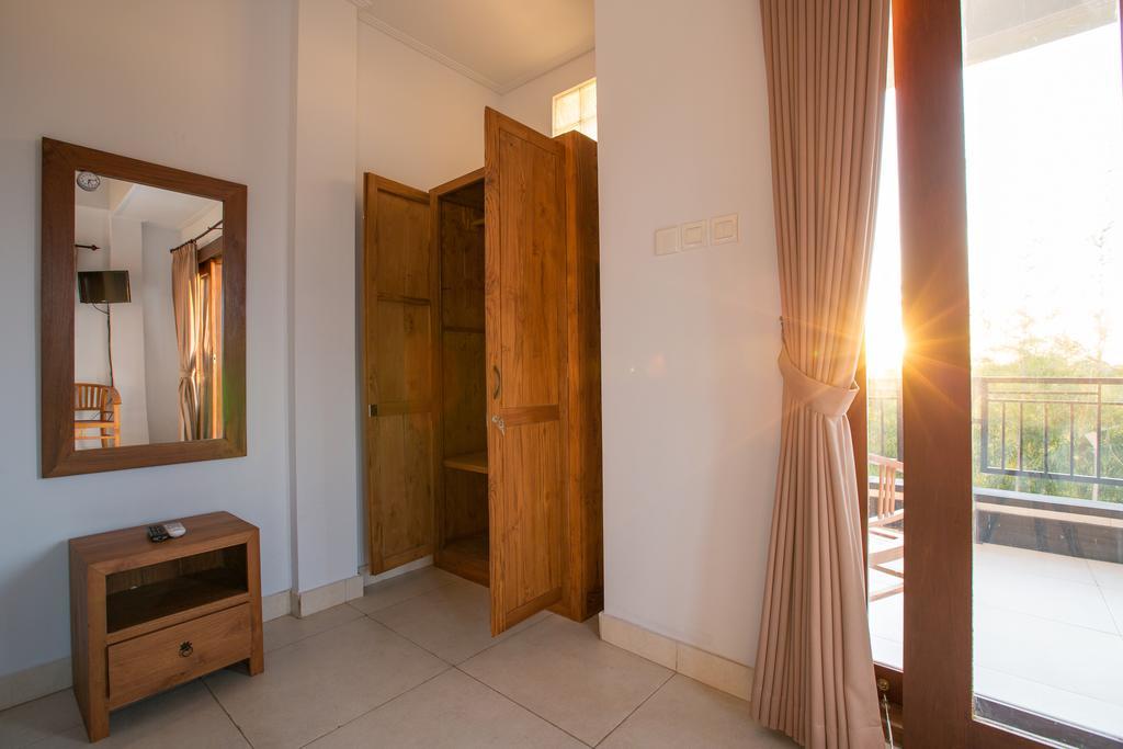Pande Homestay Canggu Buitenkant foto