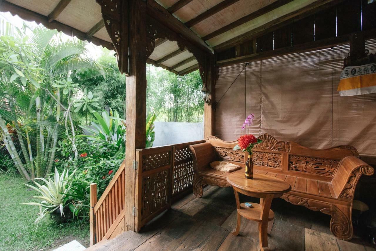 Pande Homestay Canggu Buitenkant foto