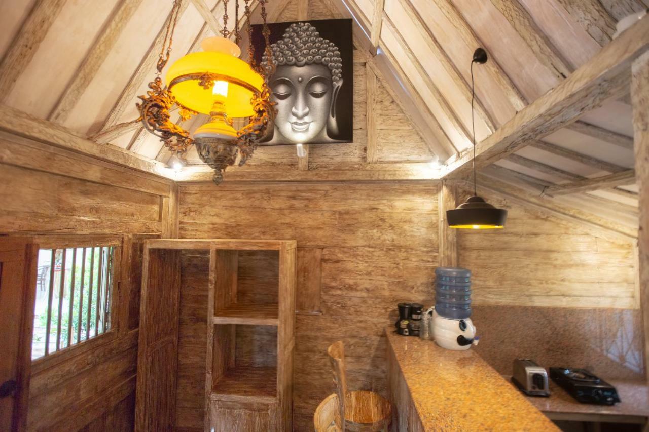 Pande Homestay Canggu Buitenkant foto