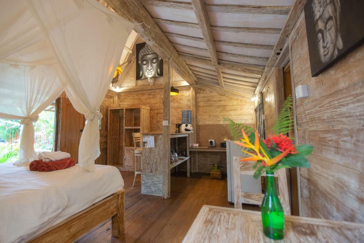 Pande Homestay Canggu Buitenkant foto