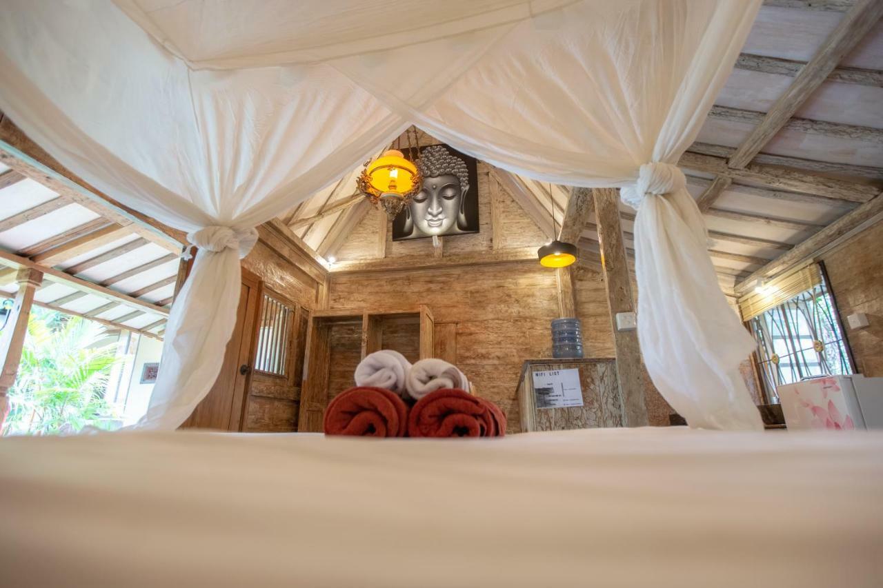 Pande Homestay Canggu Buitenkant foto